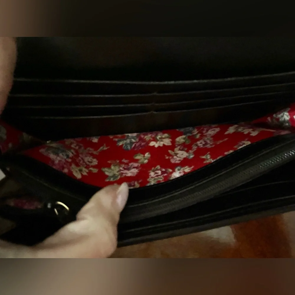 Gucci Black Ophidia Sherry Webb Line Quilted Leather Long wallet. Almost Perfect - Picture 12 of 15